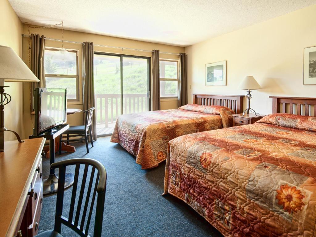 Panorama Mountain Resort - Pine Inn الغرفة الصورة